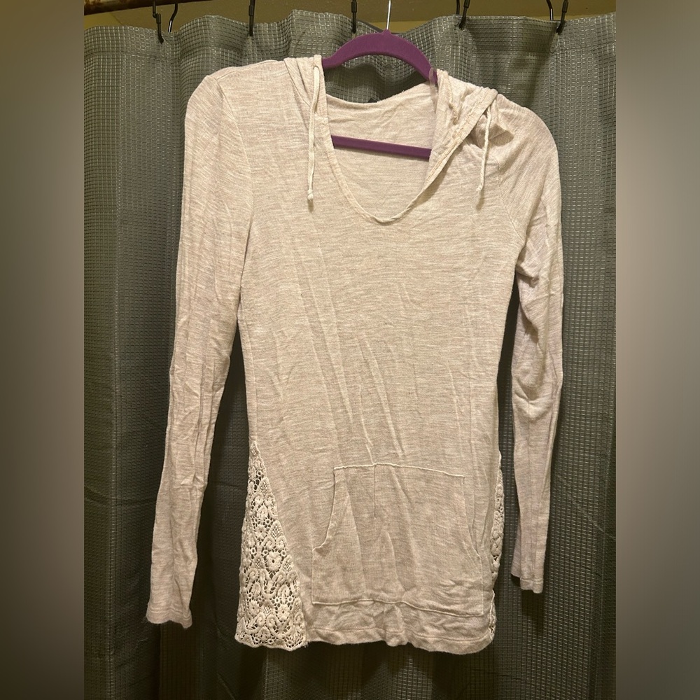 Cream lace lightweight hoodie